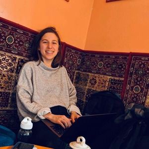 Meet your Posher, Lucy